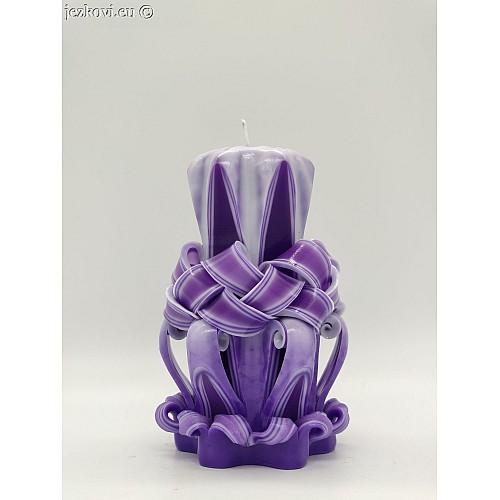 Ručně vyřezávaná svíčka 13 cm