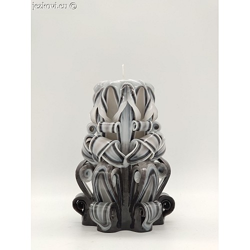 Ručně vyřezávaná svíčka 13 cm