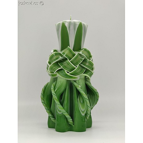 Ručně vyřezávaná svíčka 17 cm