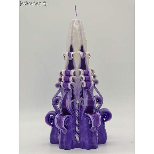 Ručně vyřezávaná svíčka 18 cm