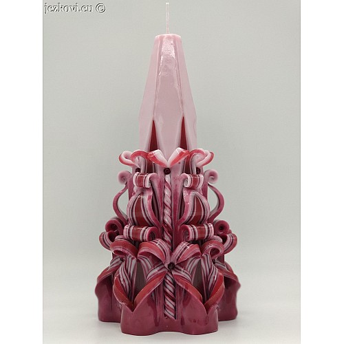 Ručně vyřezávaná svíčka 18 cm