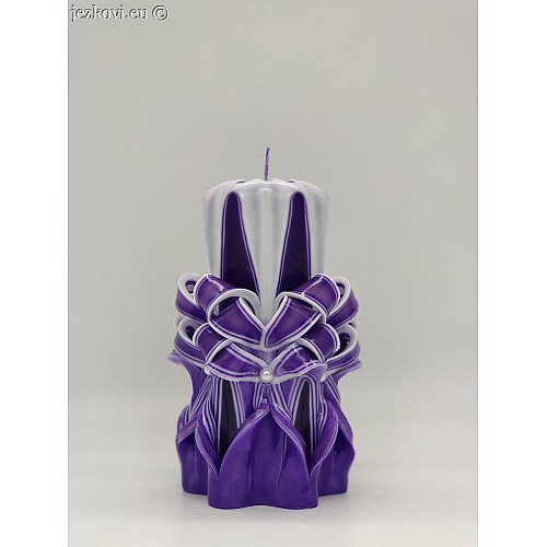 Ručně vyřezávaná svíčka 13 cm