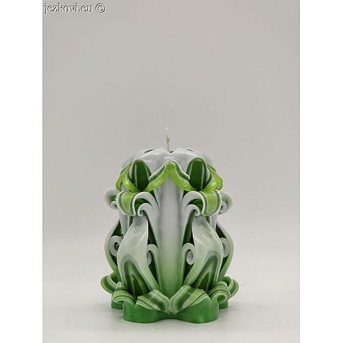 Ručně vyřezávaná svíčka 10 cm