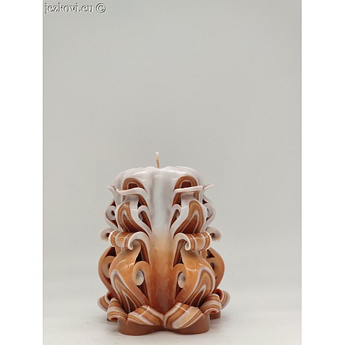 Ručně vyřezávaná svíčka 10 cm