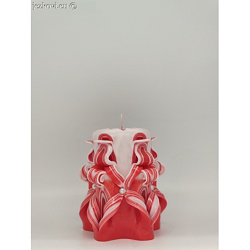 Ručně vyřezávaná svíčka 10 cm