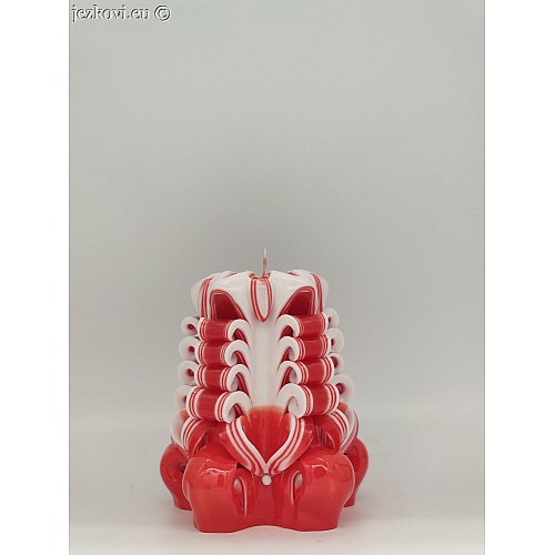 Ručně vyřezávaná svíčka 10 cm