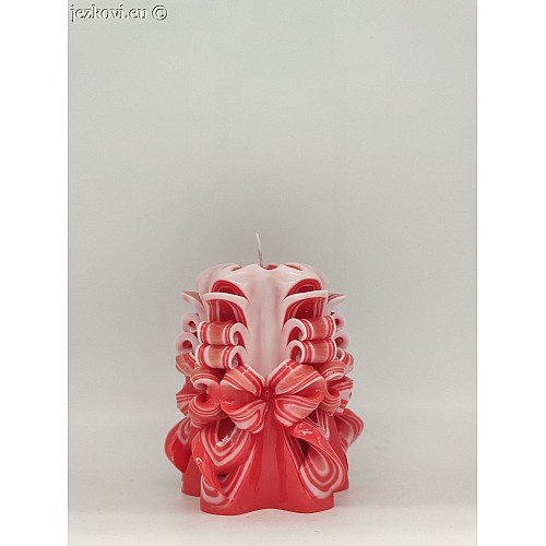 Ručně vyřezávaná svíčka 10 cm