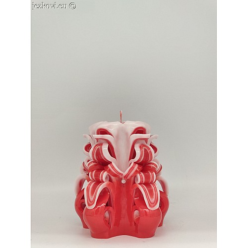 Ručně vyřezávaná svíčka 10 cm