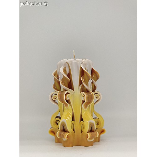 Ručně vyřezávaná svíčka 13 cm