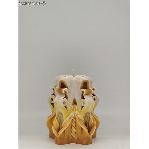 Ručně vyřezávaná svíčka 10 cm