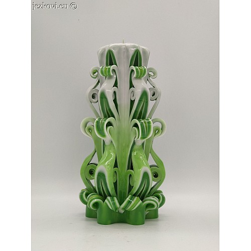 Ručně vyřezávaná svíčka 17 cm