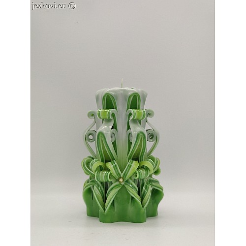 Ručně vyřezávaná svíčka 13 cm