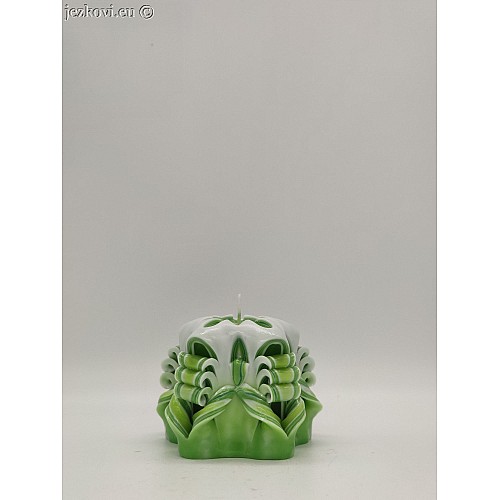 Ručně vyřezávaná svíčka 5 cm