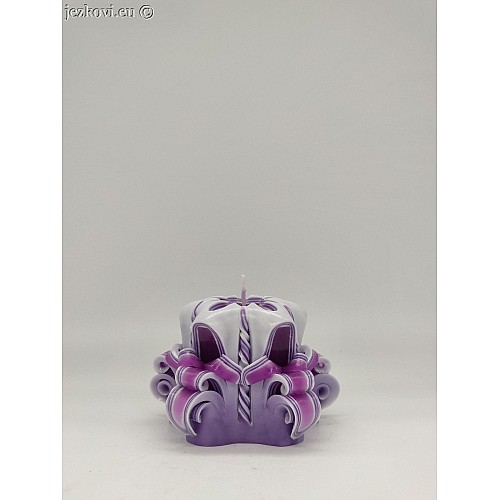 Ručně vyřezávaná svíčka 5 cm