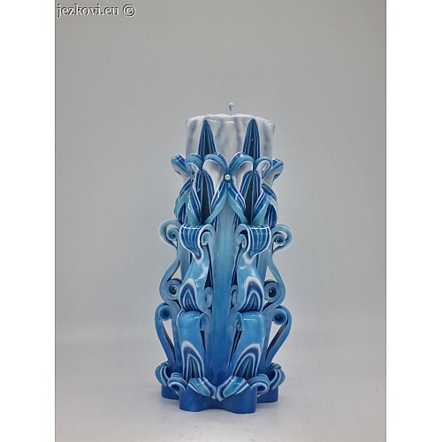 Ručně vyřezávaná svíčka 17 cm