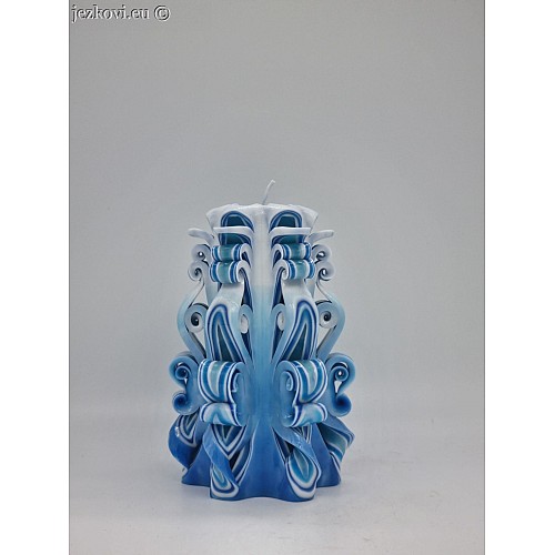 Ručně vyřezávaná svíčka 13 cm