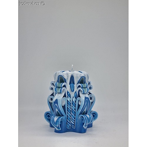 Ručně vyřezávaná svíčka 10 cm