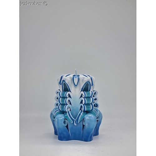 Ručně vyřezávaná svíčka 10 cm