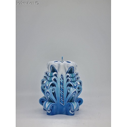 Ručně vyřezávaná svíčka 10 cm